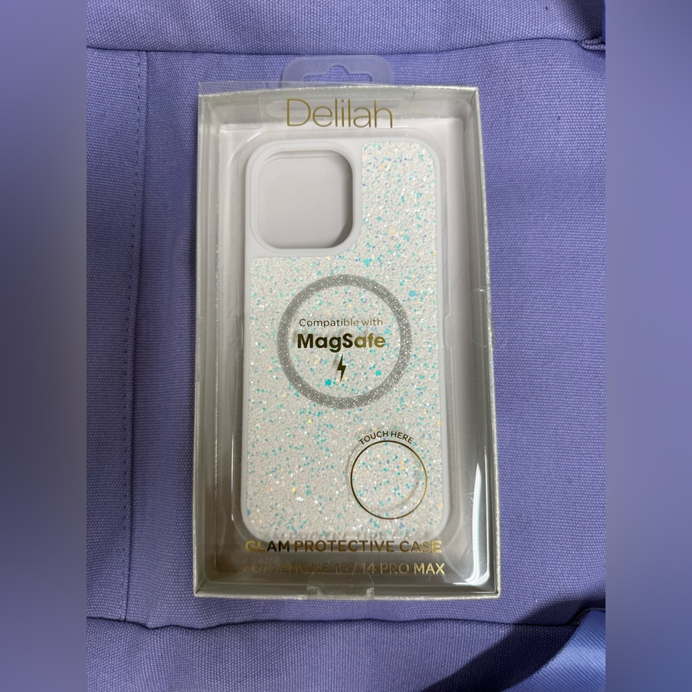 Delilah Glitter Case for iPhone 14/15 Pro Max - Sparkling White with blue